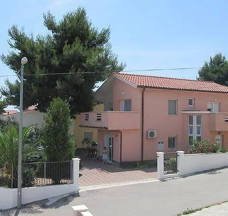 Mavarstica 11208b דירה